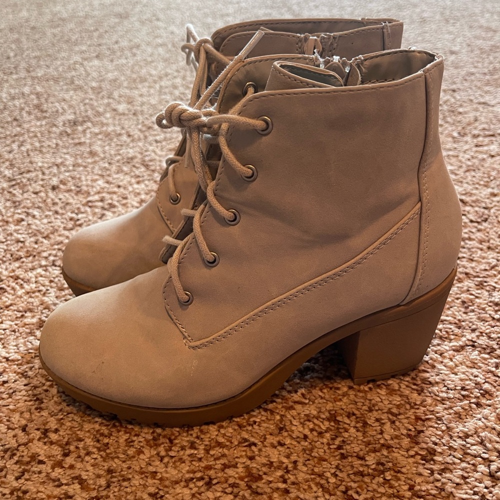 Stylish Tan Ankle Boots for Women